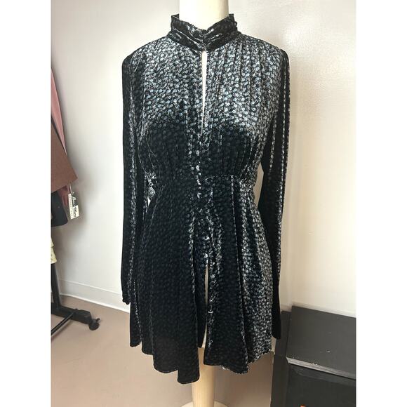 ZARA NWT Soft Velvet Floral Button Up Mock Neck Mini Dress Size XL - Picture 1 of 12